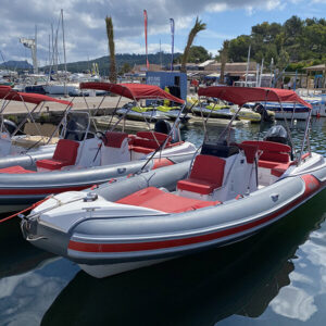 Semi-rigide-MV-GT-25-7m50-l-indien-location-bateaux-jetski-porquerolles